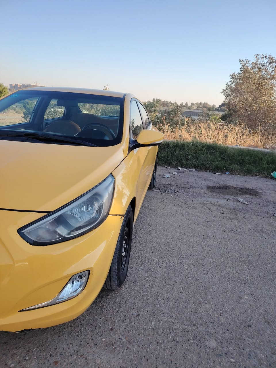 سلام عليكم اكسنت خليجيا للبيع او مراوس موديل ٢٠١٦ السيارة جاهزه كير محرك تبريد مكفول كهربائيات كلها شغاله الصدر تعبان بس مشتري جديد كله موجود بيها تبديل ٤ قطع جاملقات ثنين امامي وبنيد بدون دواخل وقبق جنطه صبغه جديدة
بسمي مصفر هيئة وغرامات السعر المطلوب ٨٥ وبيها مجال اي استفسار اتصل على *********** مكاني زعفرانيه
