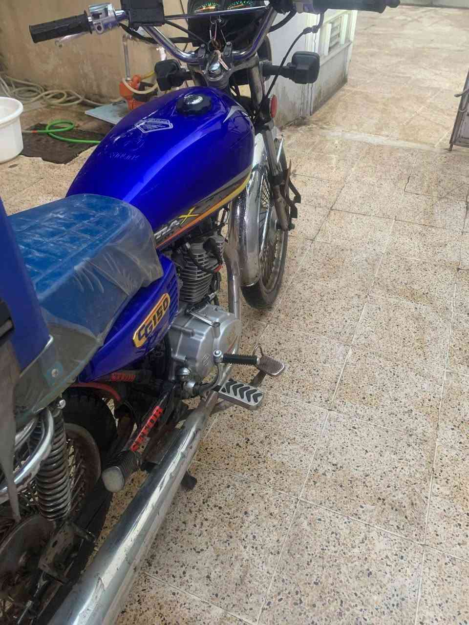 السلام عليكم📣✅ 
دراجة تايكر ابو النمر للبيع✅ 
موديل 2020✅ 
مكينه مفتوحة شرط فول✅ 
كهربائيات كلها شغاله ✅ 
وياله جدد✅ 
لون ازرق✅ 
رقم نينوى انكليزي✅ 
شرط التحويل✅ 
لوحة وحده ضايعه تطلع متكلف اقل 50 الف✅ 
السعر مليون و 700 و بي مجال✅ 
للتواصل *********** اتصل لو واتساب✅ 
ملاحضه مكلف بل نشر تواصل ويا صاحبه و تفاهمو ♥️✅
