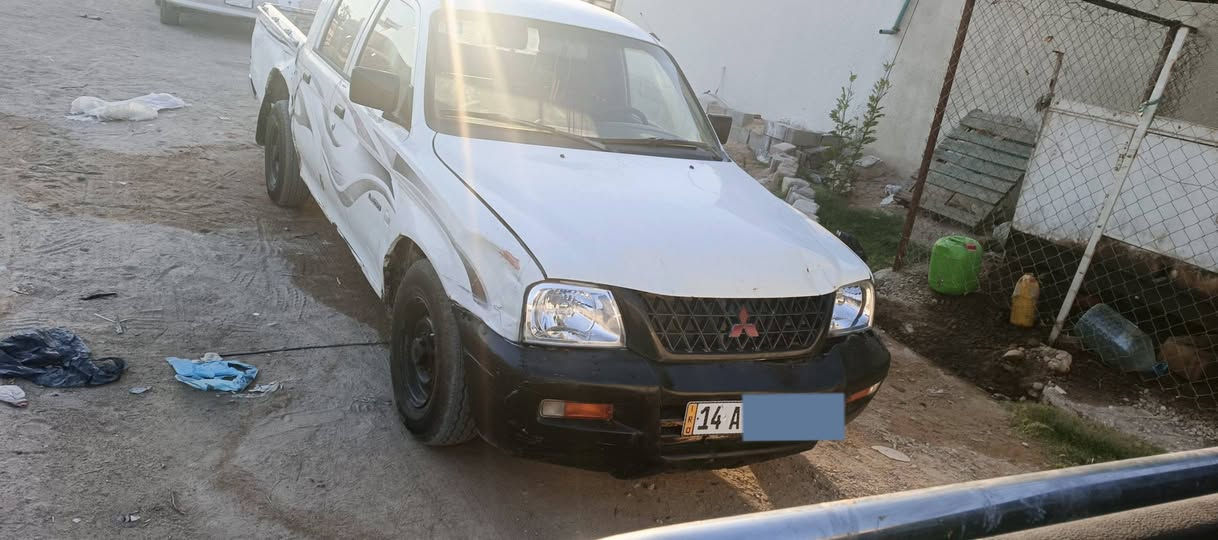 سلام عليكم بيك اب مستوبيشي موديل 2004 بأسمي سياره بلاديه مابيها صبغ بيها لتحيظات بسيطه سمكره مكينه ونجي ٤ سلندر الناعم تخم تاير قبل سبوع شديتهن باتري جديد شرط التحويل المكان البصره  الزبير السعر ٣٨ وبي مجال ***********
