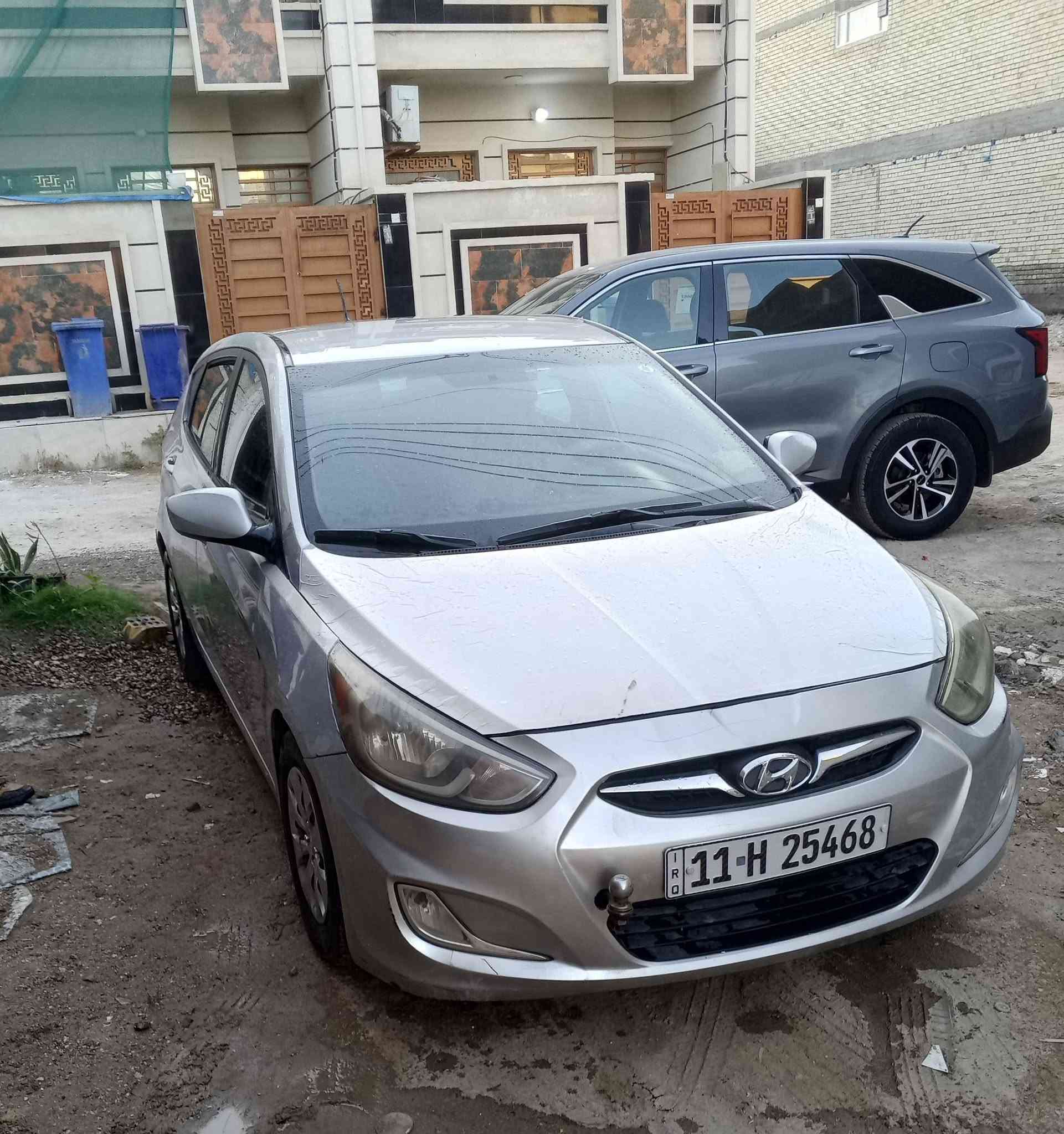 اكسنت رقم بغداد دولي موديل 2016 امريكي محرك 1600حادث بنيد دواخل السيارة كلها بلادية بدون تبديل ليبل واحد السعر 83 وبيها مجال موبايل *********** السونار مرفق مع المنشور
