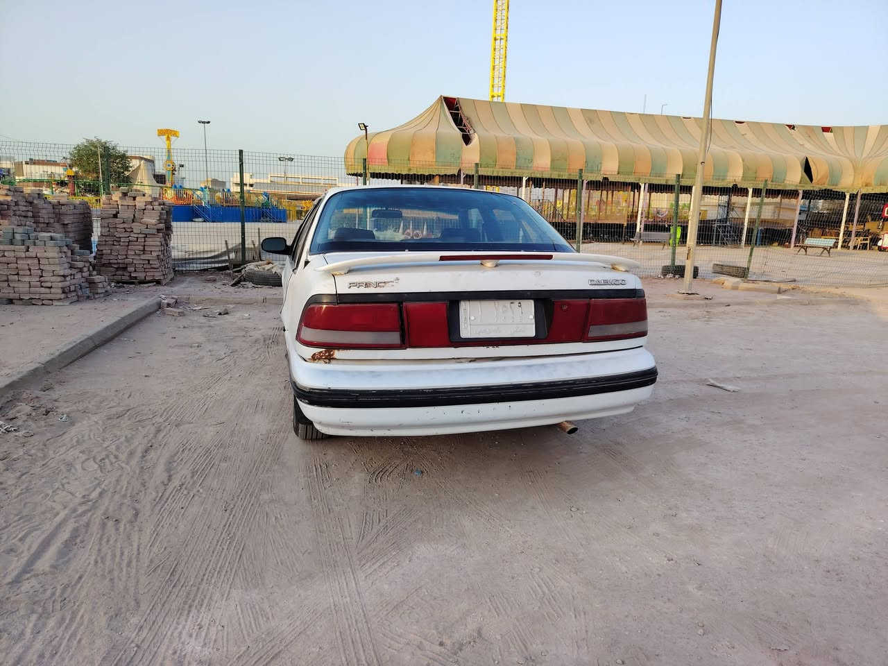 السلام عليكم دايو برنس ١٩٩٥ للبيع أو مراوس رقم مثنى ألماني السياره جاهزه من كير أو محرك أو كهربائيات كير أوتو راعيها يريد مداور موجود بسماوه 
السعر (30) أو بيها مجال بسيط
***********
