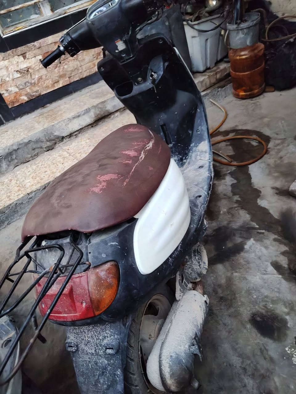 دراجة منغولي للبيع محرك ناعم شلعه قويه شاصي نظيف السعر 125 قفل
