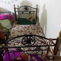 جربايه حديد. عدد 2مالزي 2متر طول السعر 85 اثنينهن بغداد جديدة 07700244...