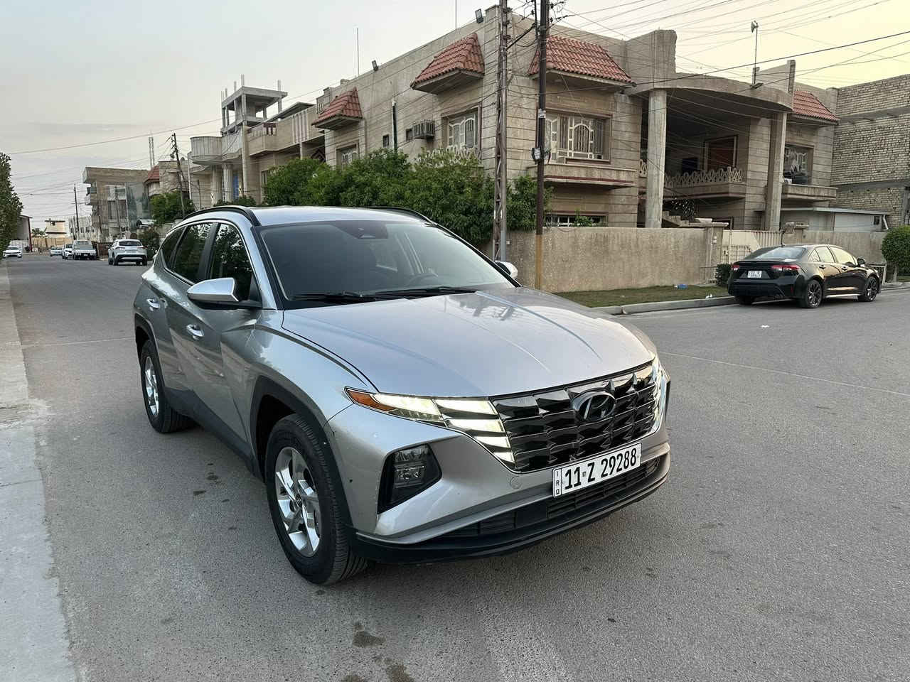 للبيع توكسان موديل2024فول عده بنورامه بصمه كرسي كهرباء سايد بريك كهرباء محرك2500بانزين وبعد بيه هواي مواصفات سعره مناسب مكان السياره بغداد *********** حادث بنيد فقط  ترهم دفعات اوًقصط
