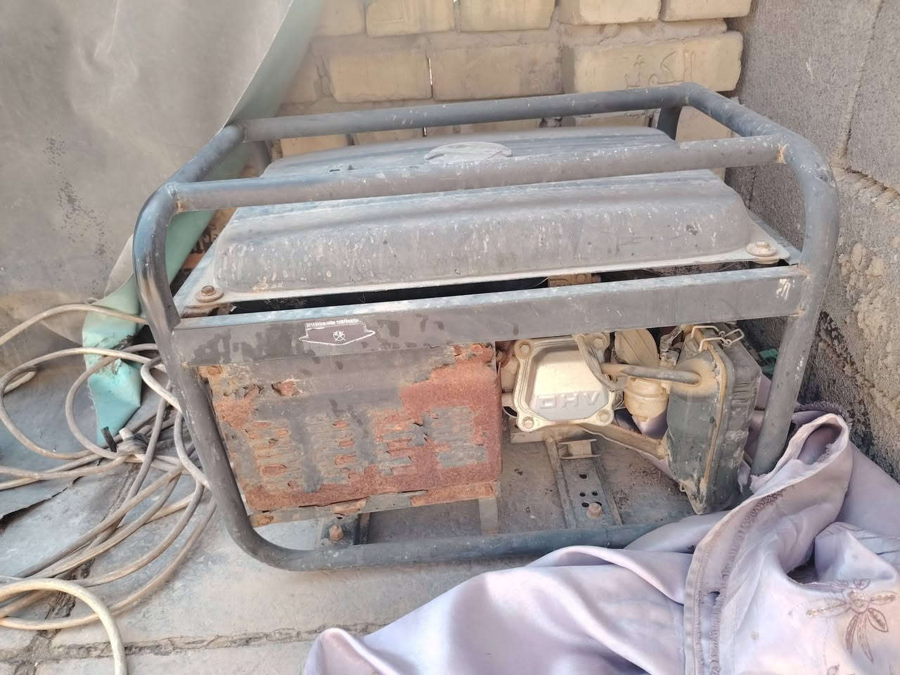 السلام عليكم مولده 2ونص KV
12امبير 
اخذتها قبل فتره وشغلتها قليل وعفتها بل سطح سعرها 110بيها مجال عنواني بغداد الرشاد رقمي *********** واتساب
