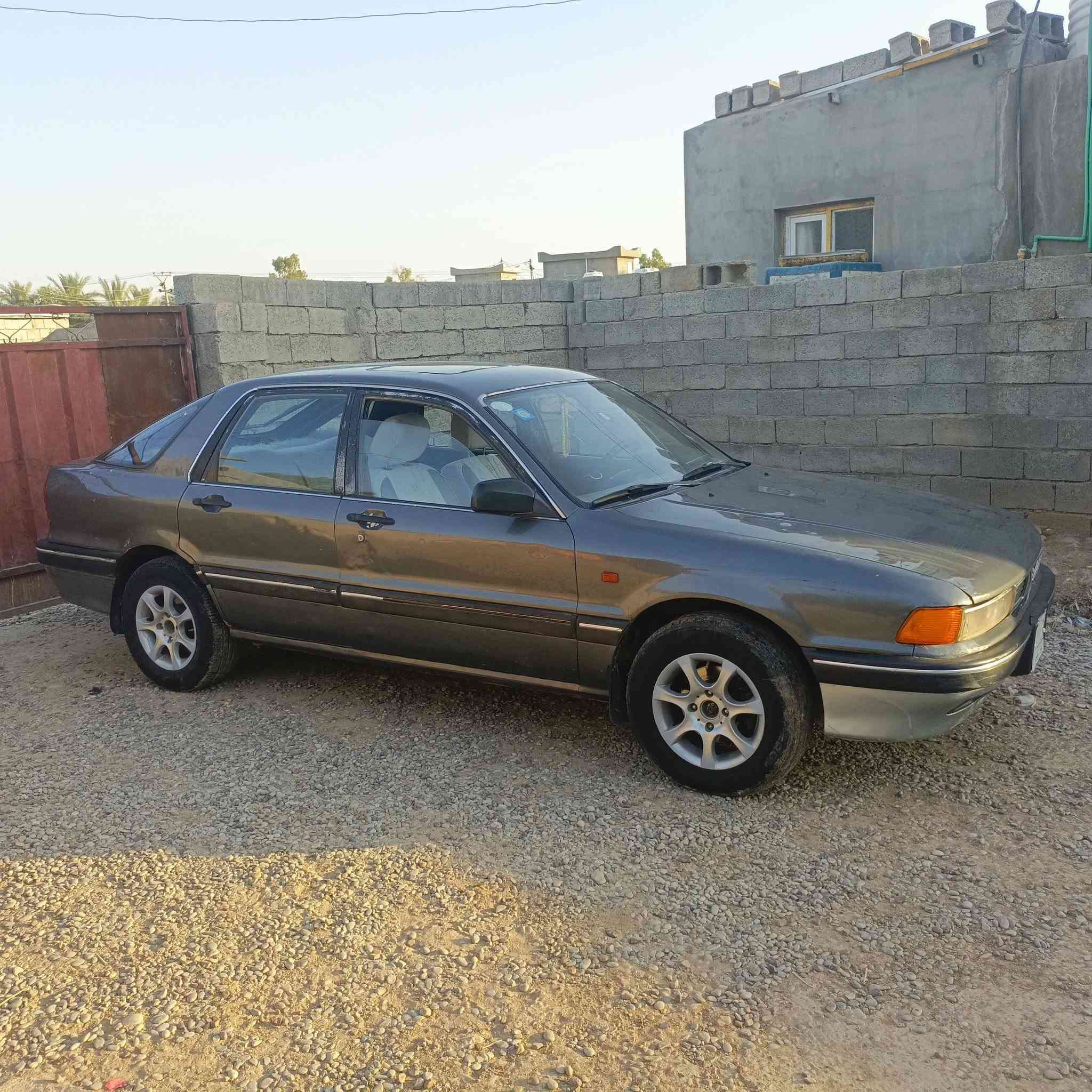 ميستبوشي كلنت موديل  89 رقم ديالى  سنويه لحد سنه 2027 
تدفئه تبريد بس تحطلها غاز تبريدها شغال 
السعر 37 وبيها مجال 
الاستفسار اكثر
***********
