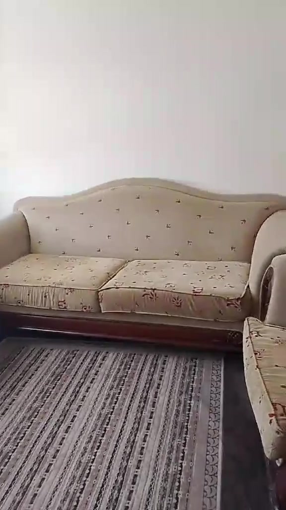 قنفات  نضيف سعر ٧٥ مكان فايده


**إذا كنت صاحب هذا الإعلان وتريد حذفه لأي سبب، رجاءا أرسل رسالة إلى الدعم الفني**