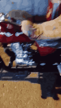 ستوتة البيع موديل 2014
وراق صولي تعمير خمسة وعشرين العنوان البصرة الحياني شارع التميم السعر مليون وربعمية وبية مجال رقمي ***********
