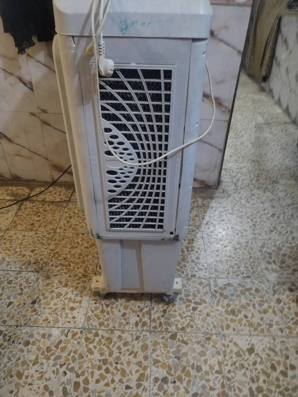 سلام عليكم مبرده نضيفه لبيع سعر 65للستفسار ***********
