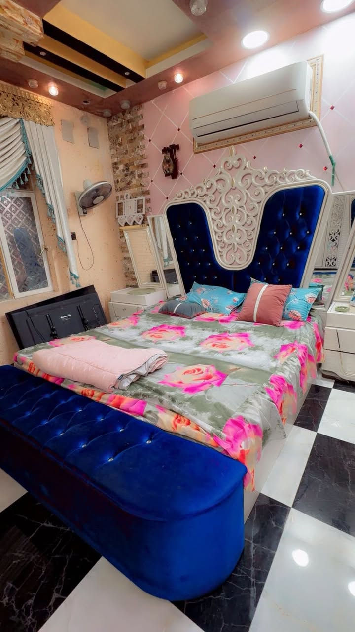 السلام عليكم غرفه تركي للبيع السعر مليون دينار قفل لتواصل ع هاذه الرقم ***********
