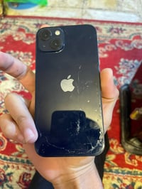 ايفون 13 • ظهر مطشر • دوره