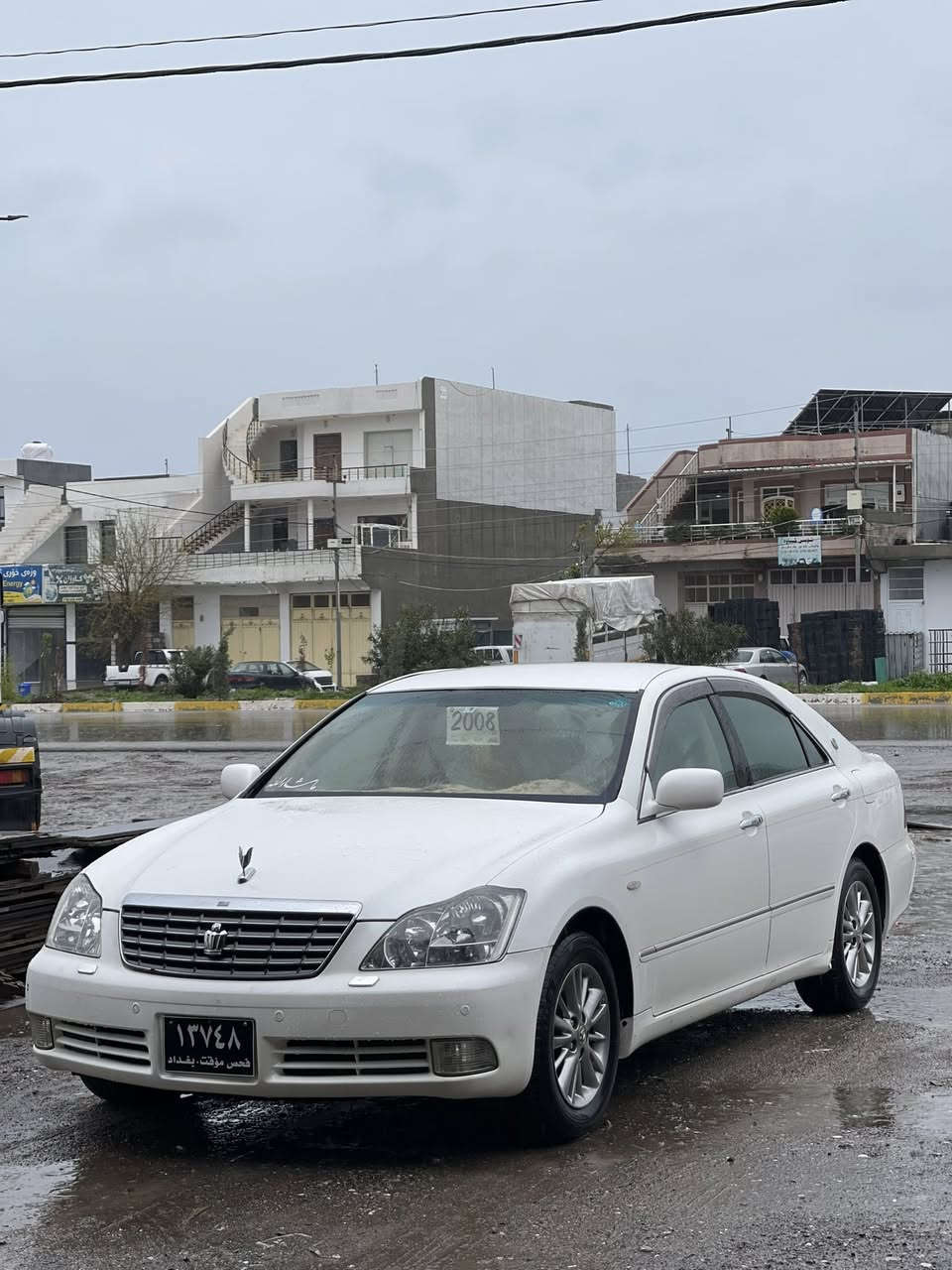 شاھینە ٢٠٠٨ بڕاوە
١٨٠ گێڕ گەورەی مەکینە بچوک 

بەسمە ڕەساسی 

٣ دووگمە

جامی پێش و دواوەی ھەڵگیراوە

برێک بەستراوە 

سەقف شوشەیی 

دەعامی بۆ دەعامی ھیچی پێوە نییە

تەبرید ساردو گەرمی بەشەرت

سەیارەکە ھی ماڵانە نمونەیە لە جوانی 

شوێن حاجیاوا

نرخی ٥٨$ معامەلە 

***********
