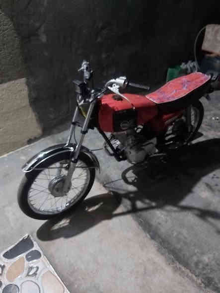 للبيع  دراجه بدون نامه اصل مكينه كارتون 📦شرط دراجه جديده 📦مكاني ميسان علي الغربي اتصل ***********
