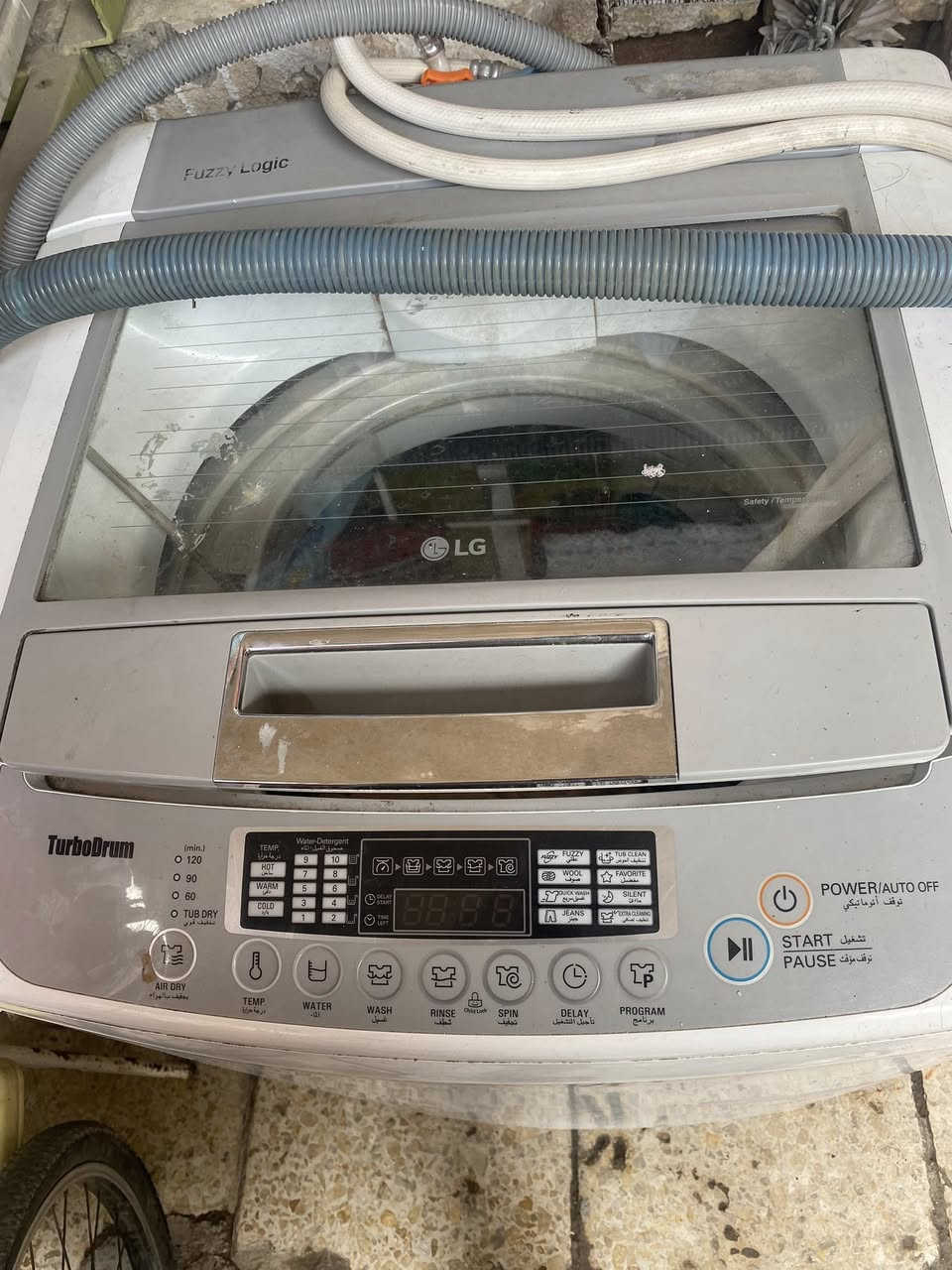 السلام عليكم 
تخم كامل نضيف سعره ٢٥٠ الف 
غساله شغالة سعره ٥٠ الف 
مكاني ال سكلات ال ١١ شارع ملعب جيكار


**إذا كنت صاحب هذا الإعلان وتريد حذفه لأي سبب، رجاءا أرسل رسالة إلى الدعم الفني**