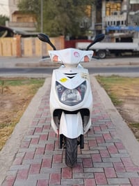 مكلف بلنشر دراجة سكنس(فحل )  🛵 للبيع دراجة شلعه معدل كهربائيات كلهه شغ...