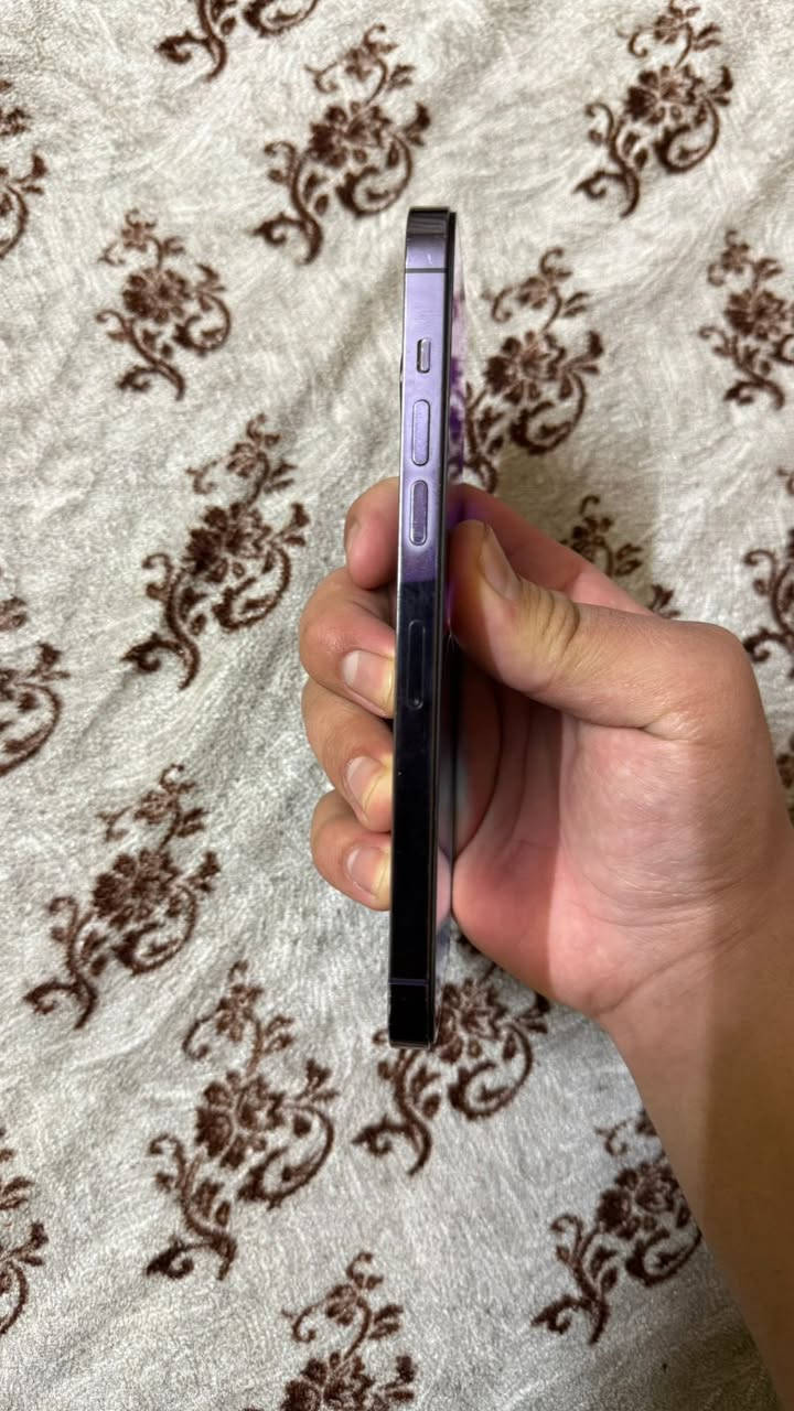 للبيع ايفون ١٤ برو ماكس ذاكرة ٢٥٦ بطارية ٨٢ جهاز نسخه ZA دبل سيم مفتوح مبدل فقط شاشة فيس ايدي كامل شغال سعره ٥٠٠ وبي مجال بسيط


**إذا كنت صاحب هذا الإعلان وتريد حذفه لأي سبب، رجاءا أرسل رسالة إلى الدعم الفني**