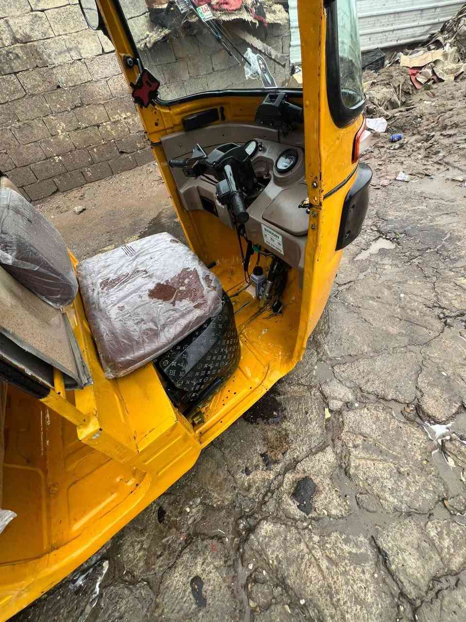 تكتك20شراي يخابر بغداد الشعب ***********
