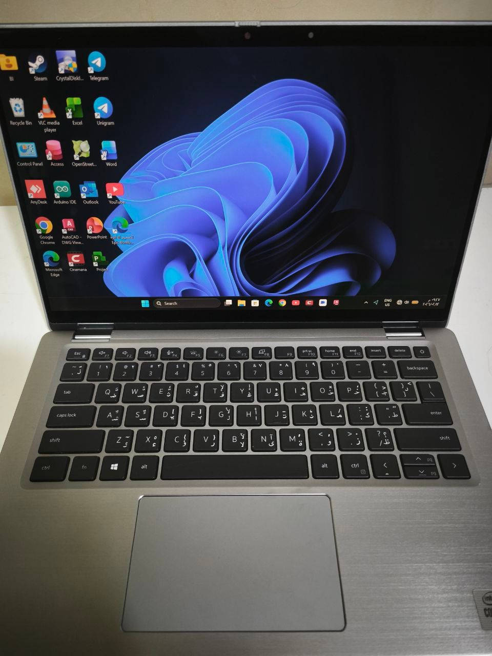 Dell Latitude 7410 Touch X360
المعالج: Intel Core i7 vPro – الجيل العاشر
الرام: 32GB DDR4
التخزين: 1TB NVMe SSD
كرت الشاشة: Intel UHD Graphics (مدمج)
الشاشة: 14" FHD (1920×1080) Touchscreen
قلاب 360°

🔌 المنافذ:
2× USB-A
2× USB-C
HDMI
Audio Jack
يدعم LAN عبر محول
📡 Wi-Fi 6 + Bluetooth 5.1
🖥 Windows 11 Pro

✨ استخدام شخصي – نظيف جدًا
🔋 صحة البطارية 93% (موثقة)
💰 السعر: 700 الف


**إذا كنت صاحب هذا الإعلان وتريد حذفه لأي سبب، رجاءا أرسل رسالة إلى الدعم الفني**