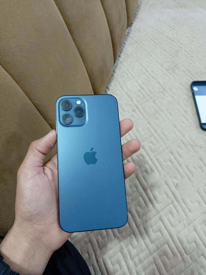 أيفون12 برو ماكس ذاكره 256 بطاريه 79 اعتبره فاتحه بيدك من كارتونه ممبدل بي شي مع ضمان5ايام نضافه 100‎%‎ كامل ملحقاته  وتر بروف عل حاسبه كله نورمل حته الكارتونه مالته موجوده تفحص الكارتونه ويا المبايل الايمي مطابق اي واحد يكلك مفتوح تاخذه وتروح 
مكاني بغداد 
السعر550 الف  
*********** واتساب
