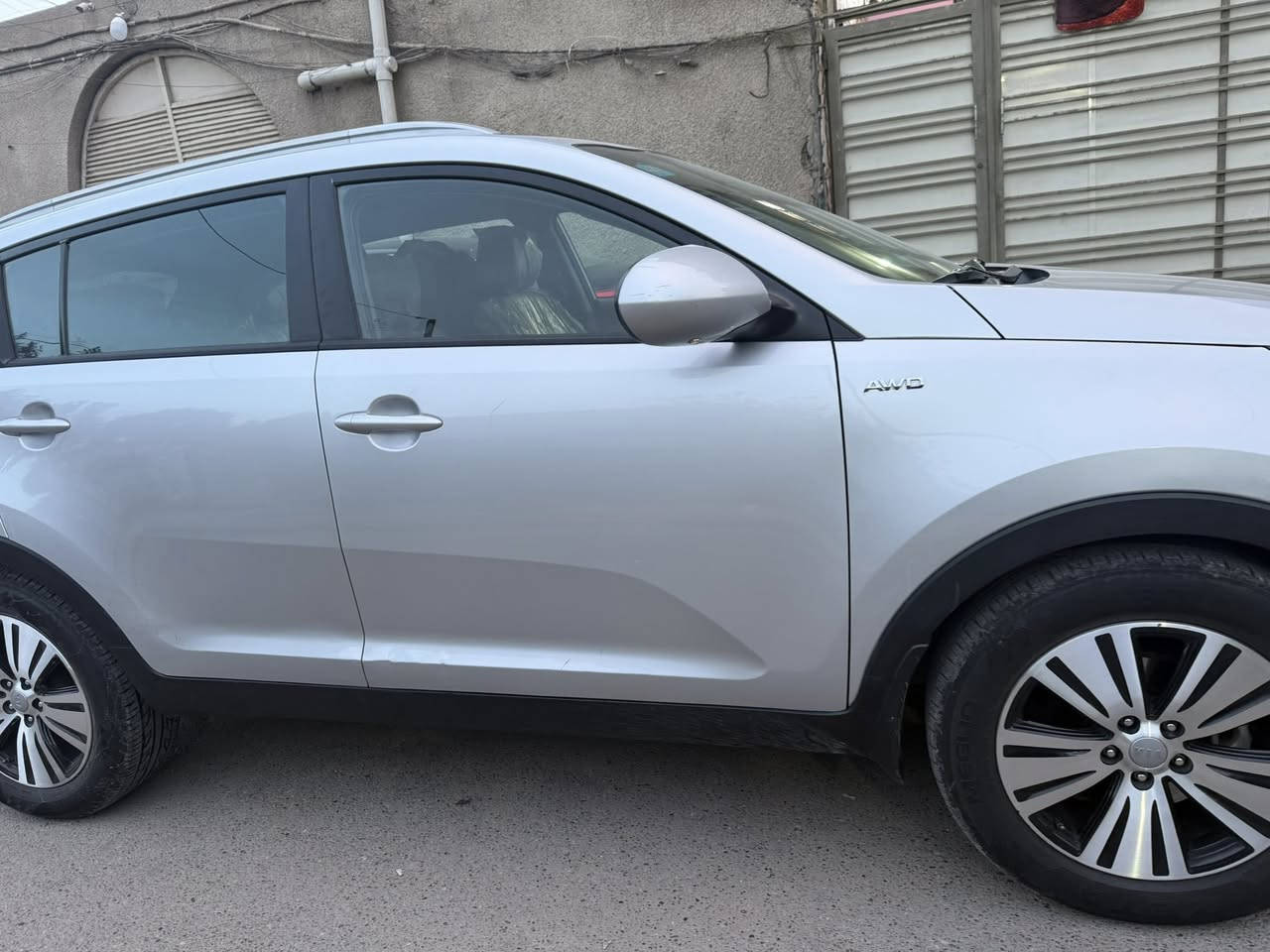 السلام عليكم كيا سبورتج موديل ٢٠١٦ خليجي للبيع ماشية ١٤٢ سيارة جاهزة  سعرها ١٥٢  السورنار مرفق مع المنشور مكاني بغداد رقم الهاتف *********** واتساب
