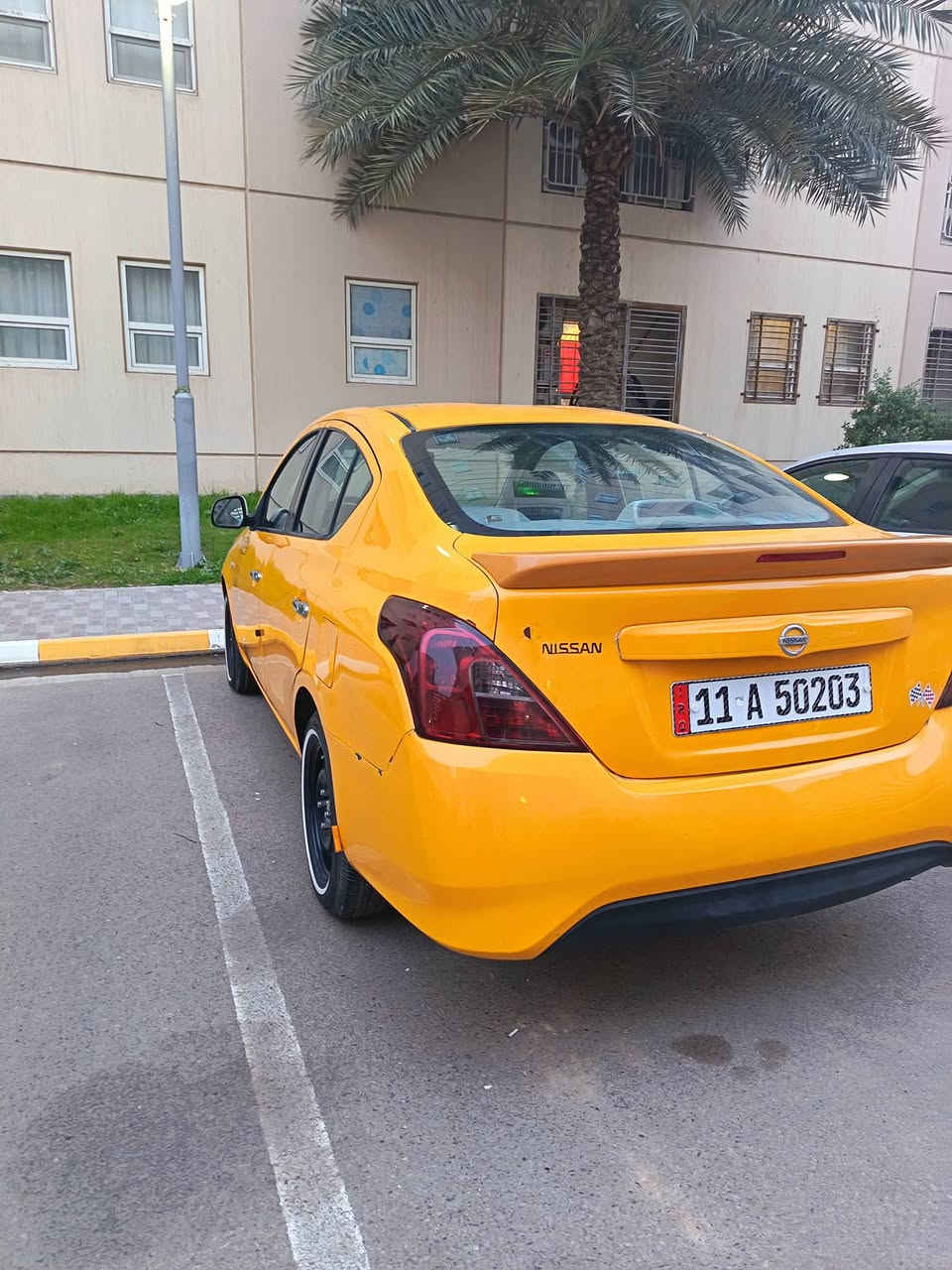 السلام عليكم
سني للبيع 2013 خليجي سياره واضحه بصور والسونار موجود سعر البيع 92 وبيها مجال مكاني بغداد بسمايه رحمه لوالديكم المايشتري لا يكسر بحلال الناس السوك كلشي بي ***********
