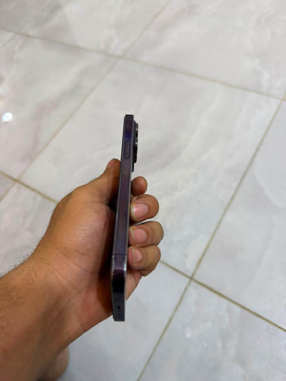 ايفون 14 برو ماكس 256 نضيف ممفتوح 
بطاريه 84 ‎%‎
ماسترAAA 
خدوش بشاشه بسبب استخدام بدون لاسق 
*********** 
حله مركز 
سعر 800 فقط حلة, بابل
