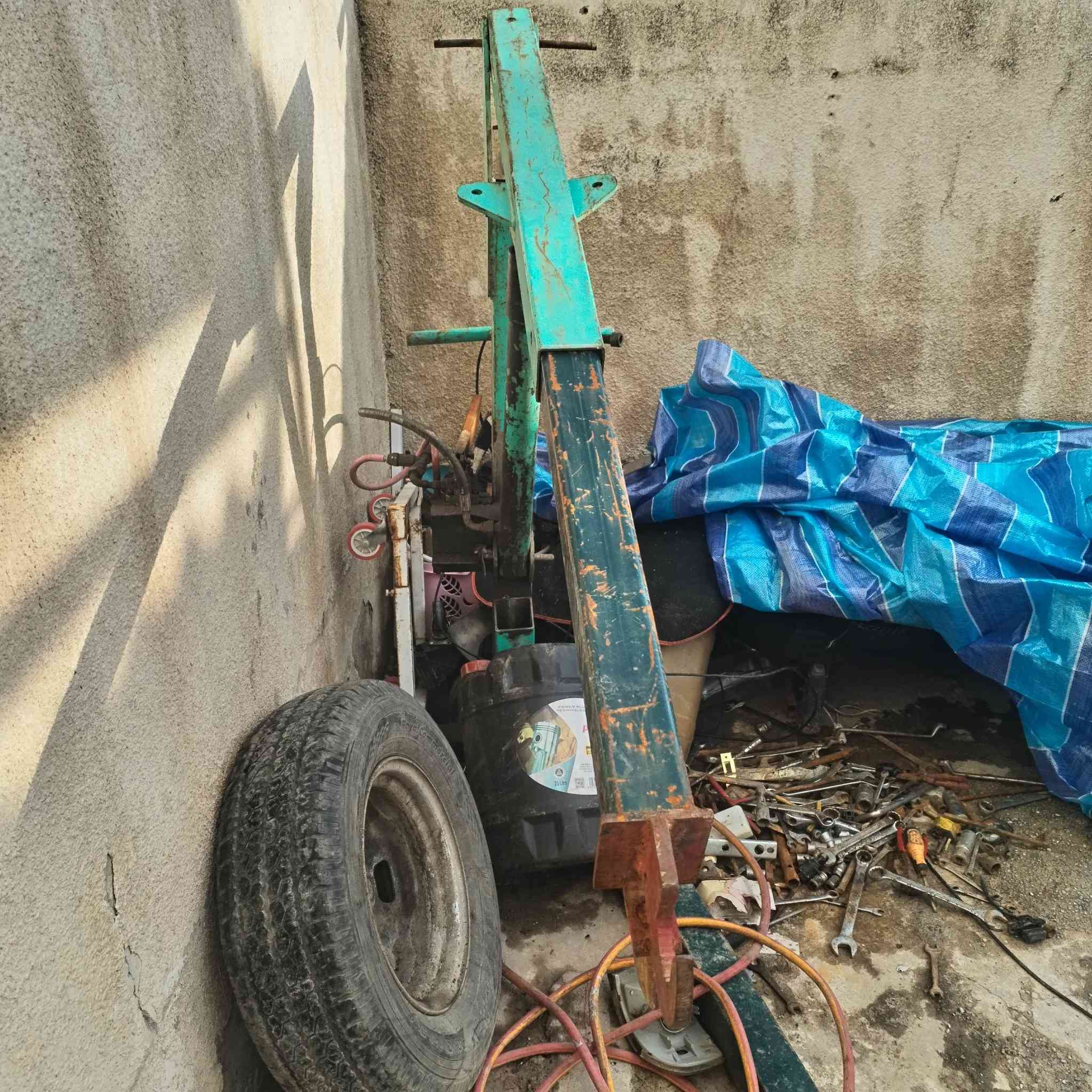 كرين للبيع السعر 350 )))))))*********** ***********
