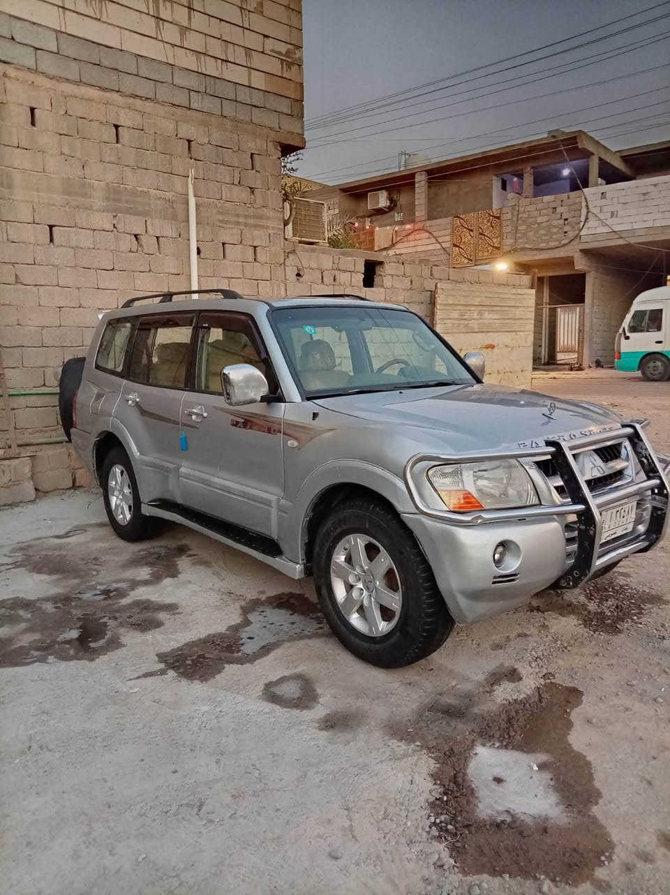 باجيرو ٢٠٠٦ رقم بغداد 
تبريد شغال
مكينه ٣٨٠٠
مكان السياره ابو الخصيب / البهادريه
السعر 90 وبيها مجال
 الستفسار : *********** ابو الخصيب, البصرة
