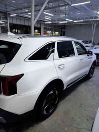 الي يدور شي مناسب وفول مواصفات.  سورنتو 2024 فول مواصفات ضمان دوليه  و...