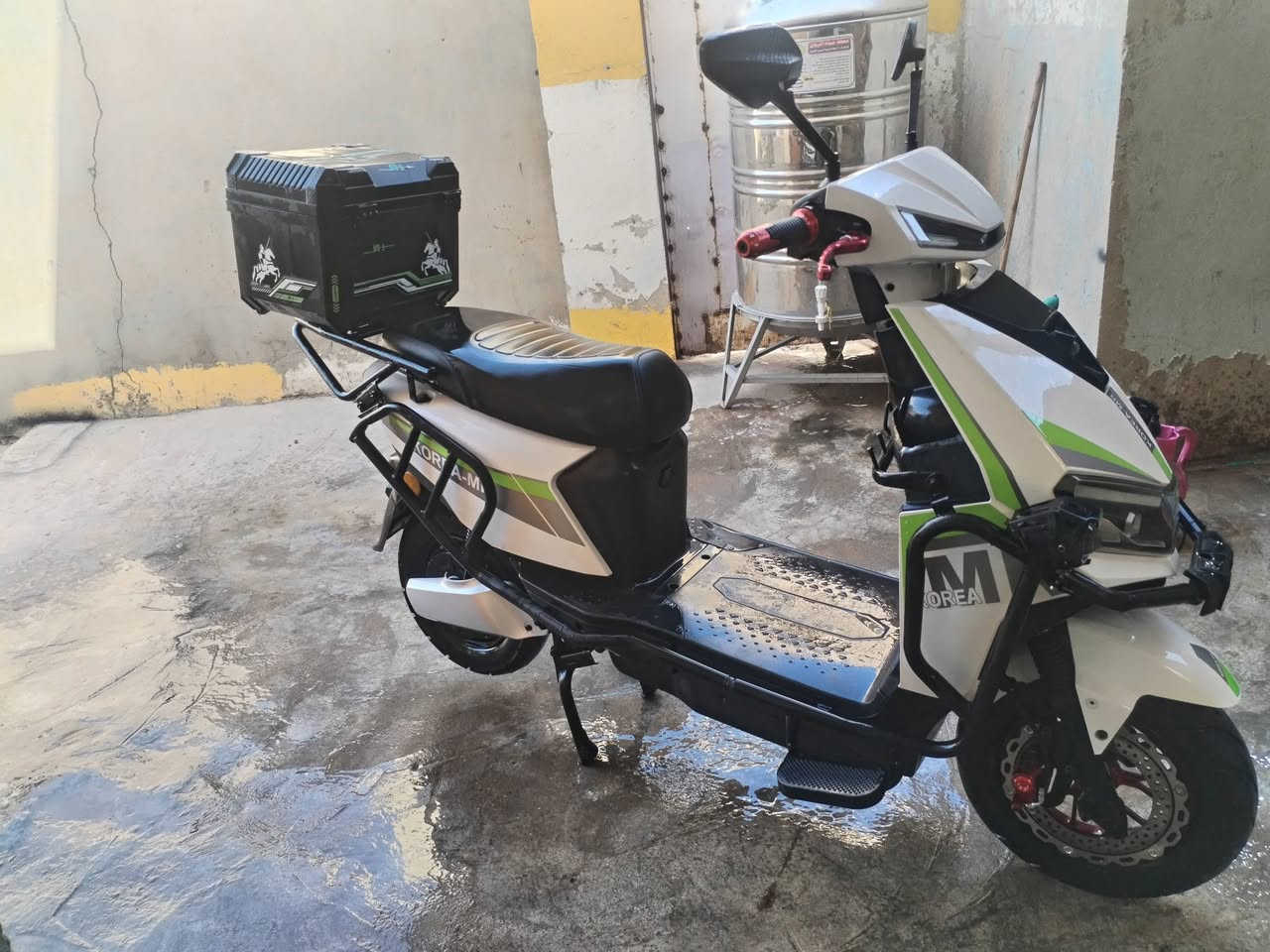 دراجة للبيع موديل 25بصمه 6بطاريات جدد يقرن 11كهرباىيات شقالة دراجة نضيفه سعر 650وبي مجال ***********
