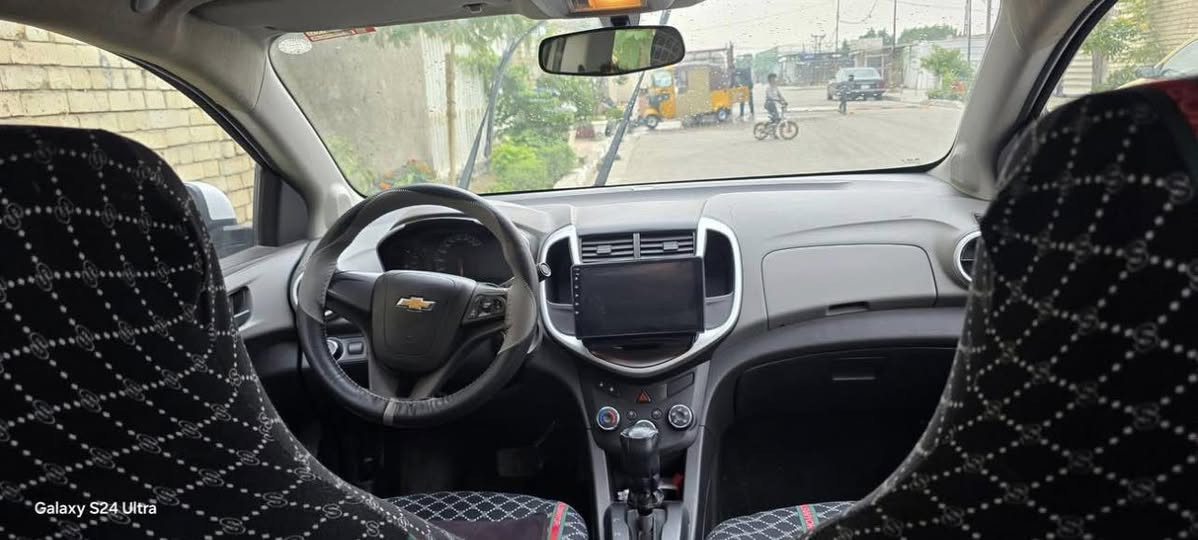 السلام عليكم ورحمة الله وبركاته
للبيع شوفرليت سونك 
موديل 2018 خليجية رقم سليمانية
سياره جديدة بمعنى الكلمة
كير مكينه صدر امامي خلفي جديد
شاشه وكامره خلفيه 
عداد دجتل 
اناره LED
سياره جاهزه من كولشي تحويل ثاني يوم
خليجية كفاله عدى جاملغ الامامي صبغ 
مكان السياره (بغداد) 
السعره 75 وبيها مجال 
للاستفسار ***********
