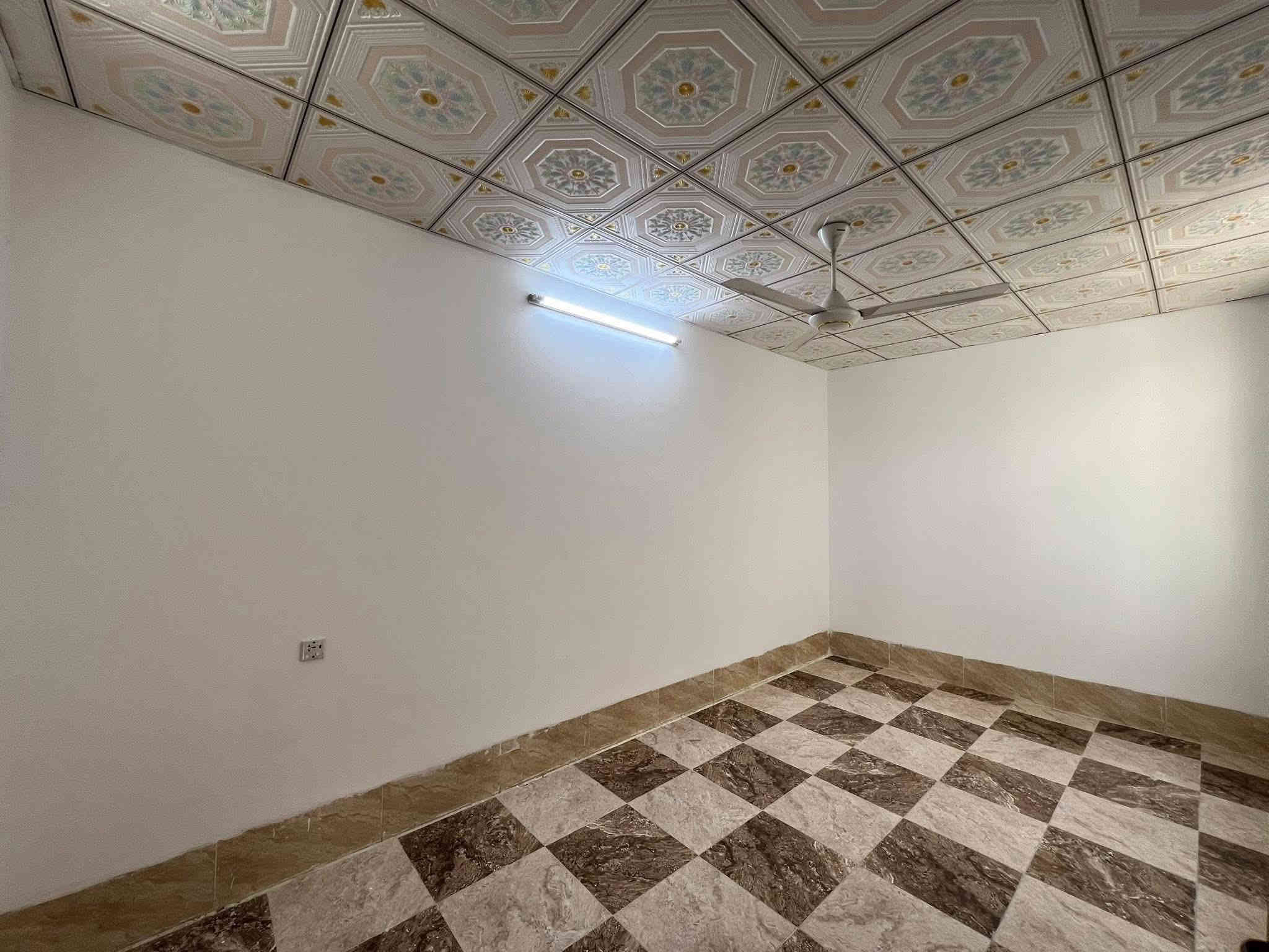 🏦#بيت_ ايجار 
 .❤️❤️ايجار❤️❤️. #مقابل_شارع13__متر🌲 VIP ||موقع ممیز  || فول 
   || ايجار 
قريب  شارع100
 🌍#الموقع ||  اربیل|| حي باداوه  ||
 
🧱#المساحة ||  217متر     

🗄#یتکون بیت ||  2 غرفة نوم مطبخ  مطبخ عمل و 1 صاله استقبال و 1 حمام بیتونە  

💰#الســعر || 350 الف و + تمينات
📠#للاستفسار اتصلوا ........
📴فایبر واتساب ***********
