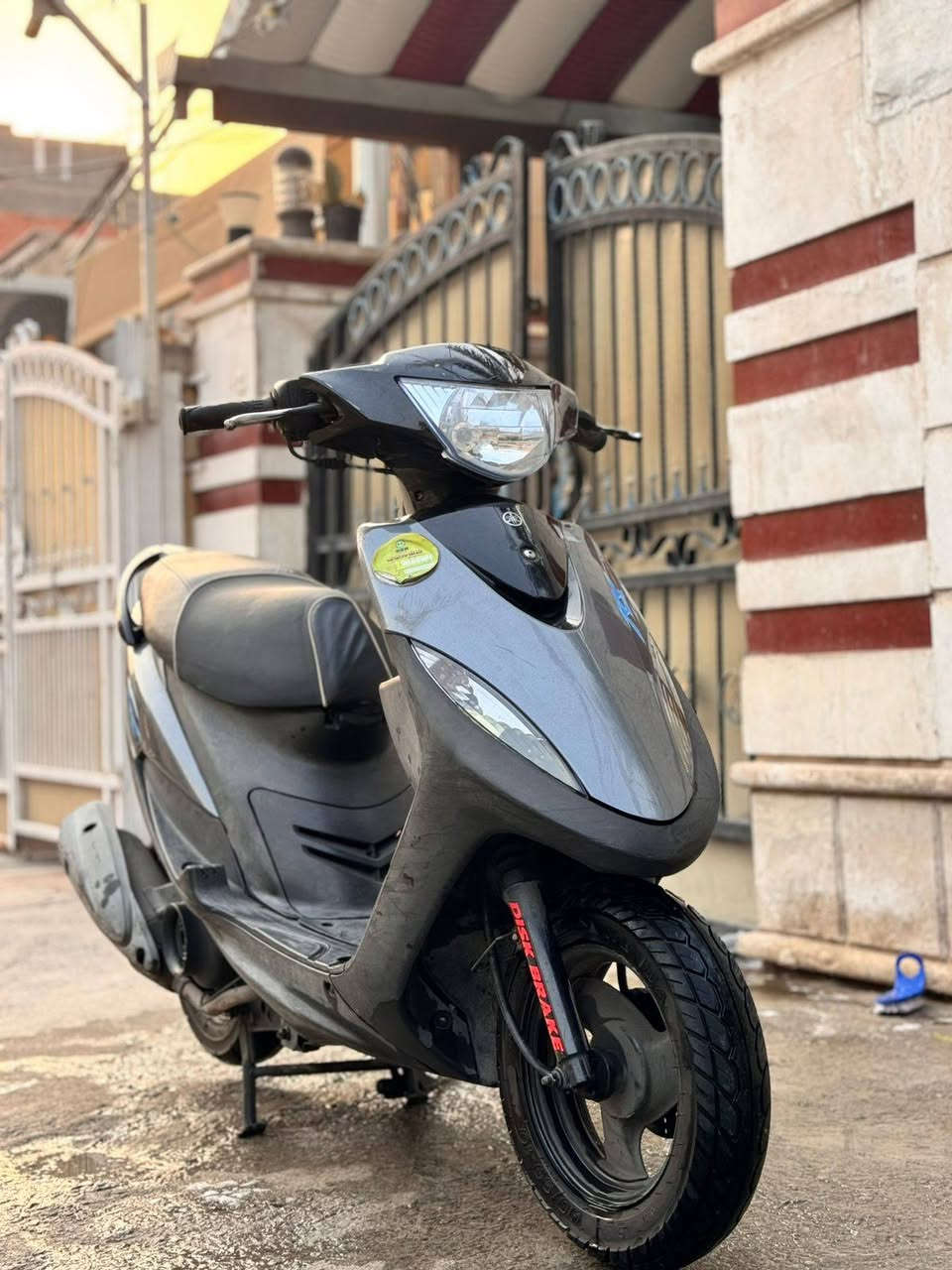 السلام عليكم دراجه ماكس عدله نضيفه مكفوله كفاله عامه من كلشي شلعه ومعدل ما صار شهر من نازله من الرمبه سعر مليون قفل الشراي يتصل ***********
