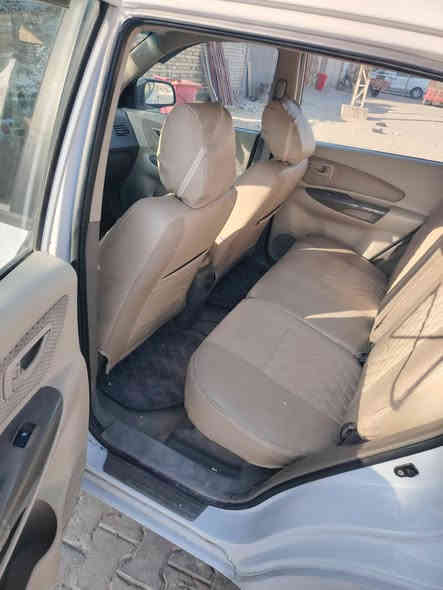 توسان 2010 كفاله عامه من الصبغ والضربه تخم تاير جديد باتري جديد مكينه كير مكفول السعر 130 بيها مجال قليل سياره جديده وحله من الصور رقم ***********
