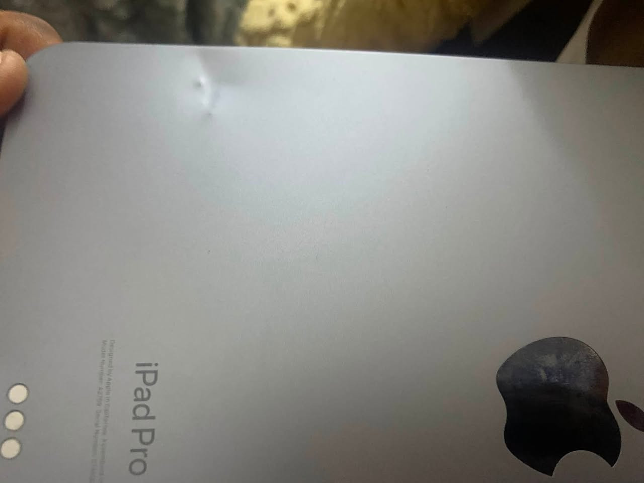 ايباد ١١ جيل رابع M2 بطاريه فحصتها قبل شهر ٩٥ بي فقط هاي ضربه كلاس الشاشه والضهر مماثر على اي شي ذاكره ١٢٨ السعر ٦٥٠ مكان بغداد واتساب ***********
