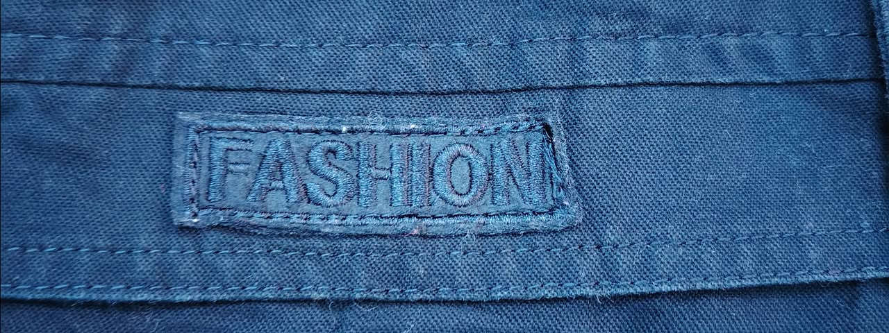 قمصلة رجالي قياس ميديم (M)
✔️ يرهم أيضًا لقياس سمول (S)
نوعية جيدة ونظيفة
قماش عملي ومناسب للبس اليومي وللبرد
الحالة: مستعملة بحالة جيدة

💰 السعر: 15 ألف شامل التوصيل
📩 للطلب أو الاستفسار مراسلة الخاص او *********** واتساب 

إذا تحب نسخة أقصر للستوري أو بصيغة أقوى للبيع السريع خبرني 🌟
