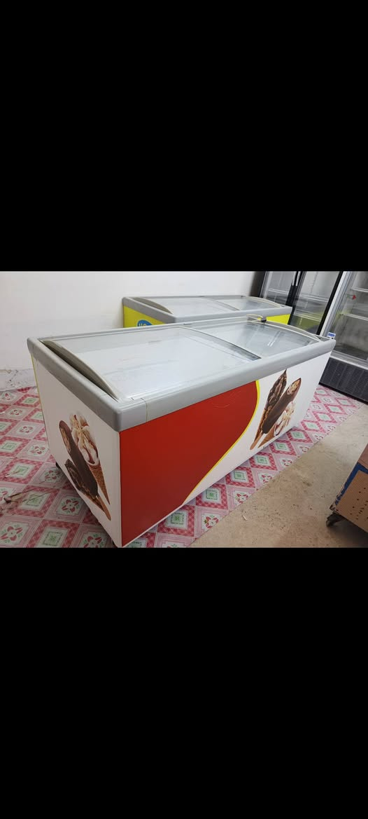 يا الله إسلام عليكم عارضات بطحيه و رفوف و سفينه و عارضه مقبلات العنوان بغداد حي البتول ***********
