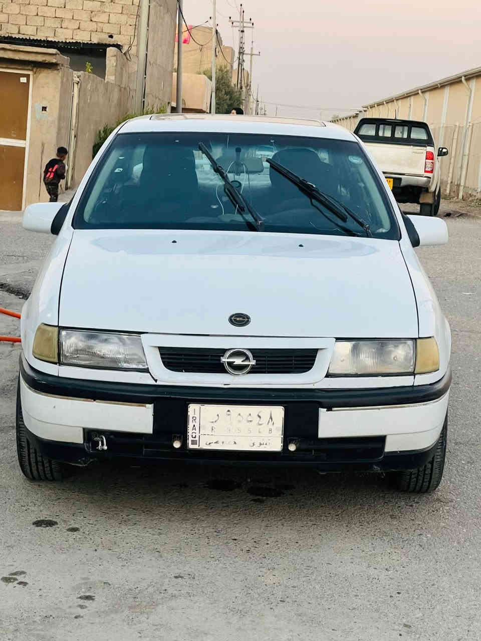 أوبل فكترا موديل 91 حجم 20 
كير اوتماتيك سلايت كهرباهي
كهربائيات كله شغاله  جامات الاماميه كهربائيه كير ومحرك بشرط سيارة جاهزه 
صبغ الدوائر الخلفي مصلح 
سياره جاهزه ما ناقصها اي شي 
سعرها 54 ورقه وبيها مجال بسيط
***********
