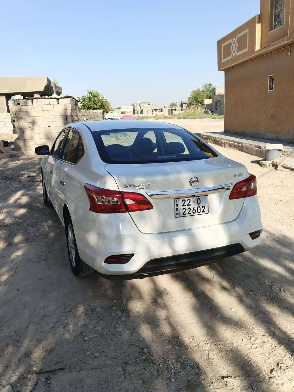 نيسان سنتره موديل 2025 كفاله عامه
سياره ماشيه 11500 الف داخل ماروني عنوان بغداد 
رقم هاتف ***********
