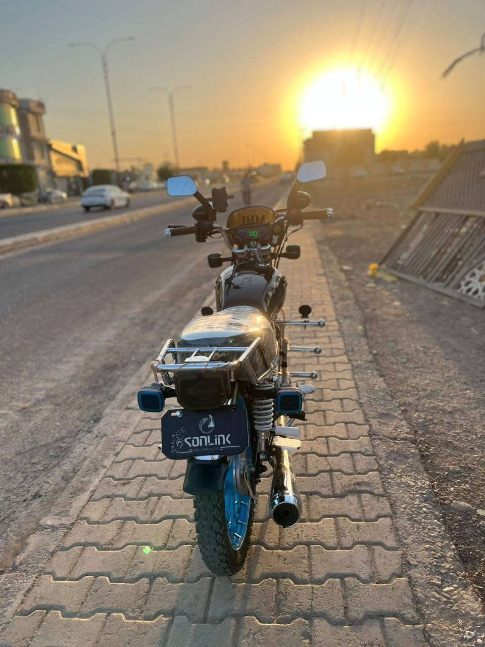 مكلف بل نشر
الشراي يتصل على صاحب الدراجه 
***********
