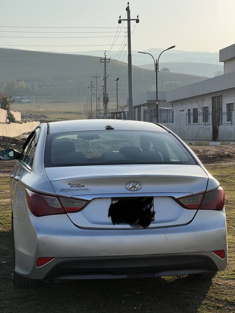 سڵاو لە ئەدمینی بەڕێز
سۆناتا مۆدێل 2014کامل پەمپ بێدەعمو لێدراوو بڕاوە.ئەوەی کەدیاریم کردووە تەنها ئەوەندە مەعجونە
 فول فولە تەنها سڵایت نیە 
گێڕومەکینەو تەبریدگەرمو ساردو تەقەوڕەقەی بەشەرت.سەیارەی مەعرەز نیە دووساڵە لای خۆمانە ڕەقەمو سەنەوی تازەیە هەززەی تازەیە چوارتایەی تازەی بۆبەستراوە.سەنەوی بەشەرتی ئەوەلیاتو بەوشەرتەی قیستی لەسەرنەبێ پارەی هیچ کەسێکی تێدانەبێ.هەموکورستانی پێ بگەڕێ بەبێ کێشە.
مواسەفات 
1.گێڕئۆتۆماتیکو عادی
2.مەکینەگەورەی مەرغوب  GDI. 2.5
3.سیستمی ئیکۆ
4.شەش گێڕ
5.شاشەگەورە
6.سوکان ڤۆلیۆم
7.تحدید سورعە
8.ئاوێنە ئیشارەت
9.ئۆتۆ
ئەگەرمشتەریت تێل بکە لەخزمەتادەبم شوێن هەڵەبجەی شەهید  نرخی   65 وەرەقەو معامەلە (***********)(***********)کەسیش لەکۆمێنت خۆی هەزەلی نەکات سعری نازانی هیچ مەڵێ معامەلەش بەکۆمێنت ناکرێ. تکایە تکایە مشتەری نیت سەری منوخۆشت مەیەشێنە.لەگەڵ ڕێزوحورمەتم بۆهەموکەسێکی باش حلبجة, السليمانية
