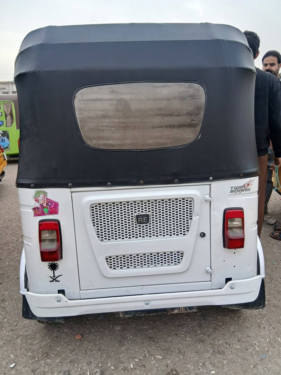 السلام عليكم تكتك موديل 2022/8/ رقم وسنويه والاستفسار والطلب على هذا الرقم ***********
