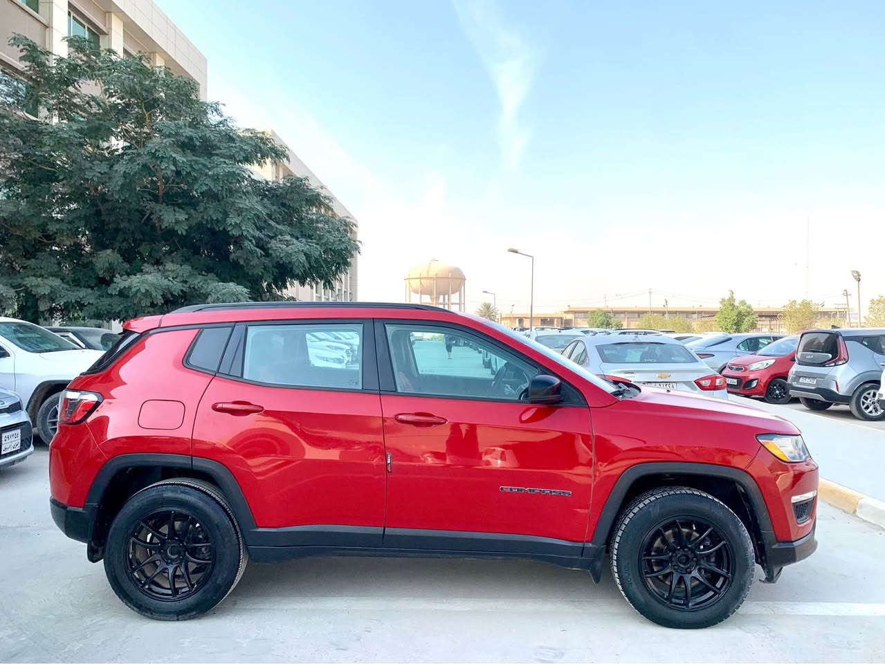 جيب كومباس 2018 ضرره موضح بصور الحادث تبديل جاملغ مع صبغ قطعتين بصفحة السائق مع شرط كفالة الشواصي والبجم 
السعر / 118 وبيه مجال بسيط (بدون مراوس )
 رقم اربيل شرط تحويل او وكالة 
مواصفات معروفة 
بصمة تشغيل
كامرة و شاشة 
كراسي جلد
محرك 2.4 دوش بانزين عادي 
قطعتين تبريد ثلج
ويل كروم
 المكان / الحلة  
رقم تلفون / ‭ ‭***********‬ حلة, بابل
