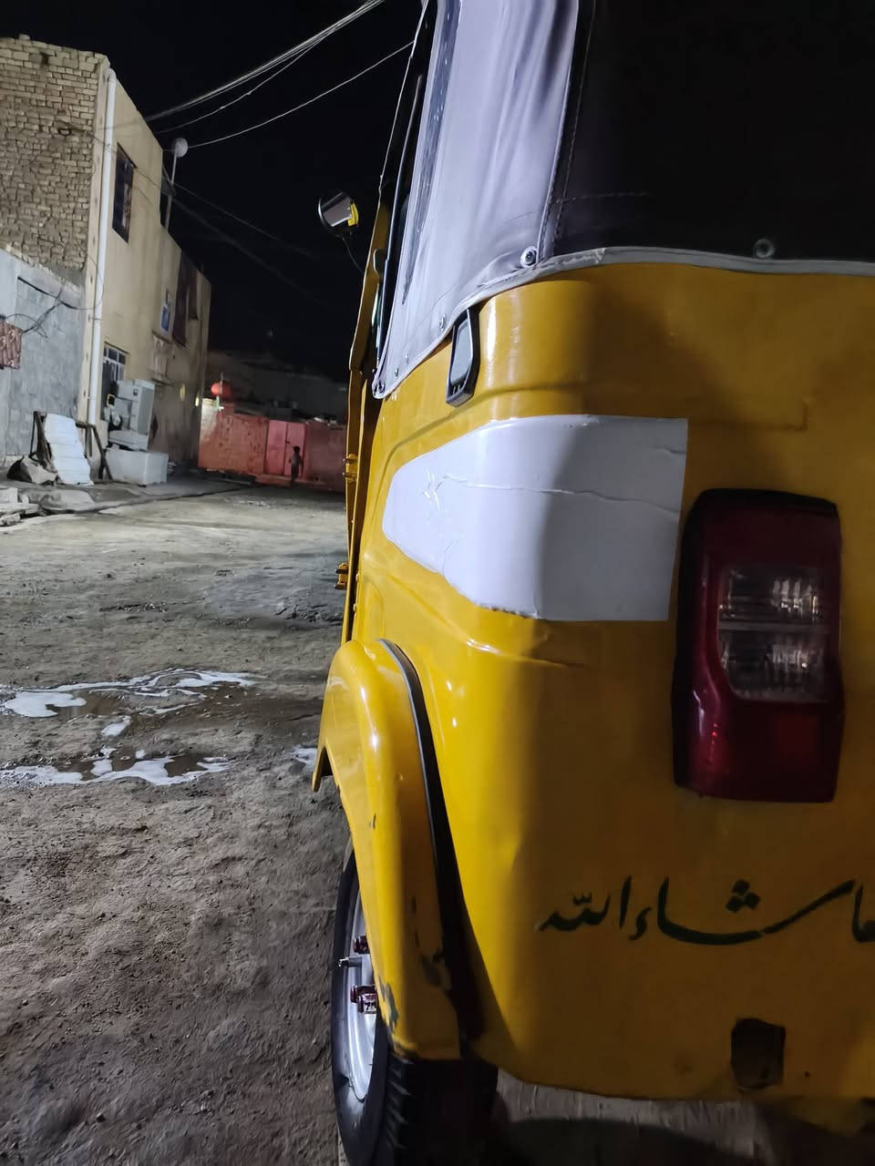 السلام عليكم 
تكتك #للبيع 
موديل 21 شهر 6
مكينه خير من الله (لاتنقيص ❌//لاتبخير ❌) 
الكشر كدامك بالصور 👇
رقم وسنويه (تحويل ثاني يوم) 
السعر «6600» وبيها مجال (مو شراي لاتراسل رجاءا) 
العنوان 📍ذي قار _قضاء الرفاعي 
مراسله واتساب او اتصال 👇
***********
