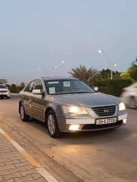 سوناتا • ٢٠٠٩ • محجوزة بالمرور