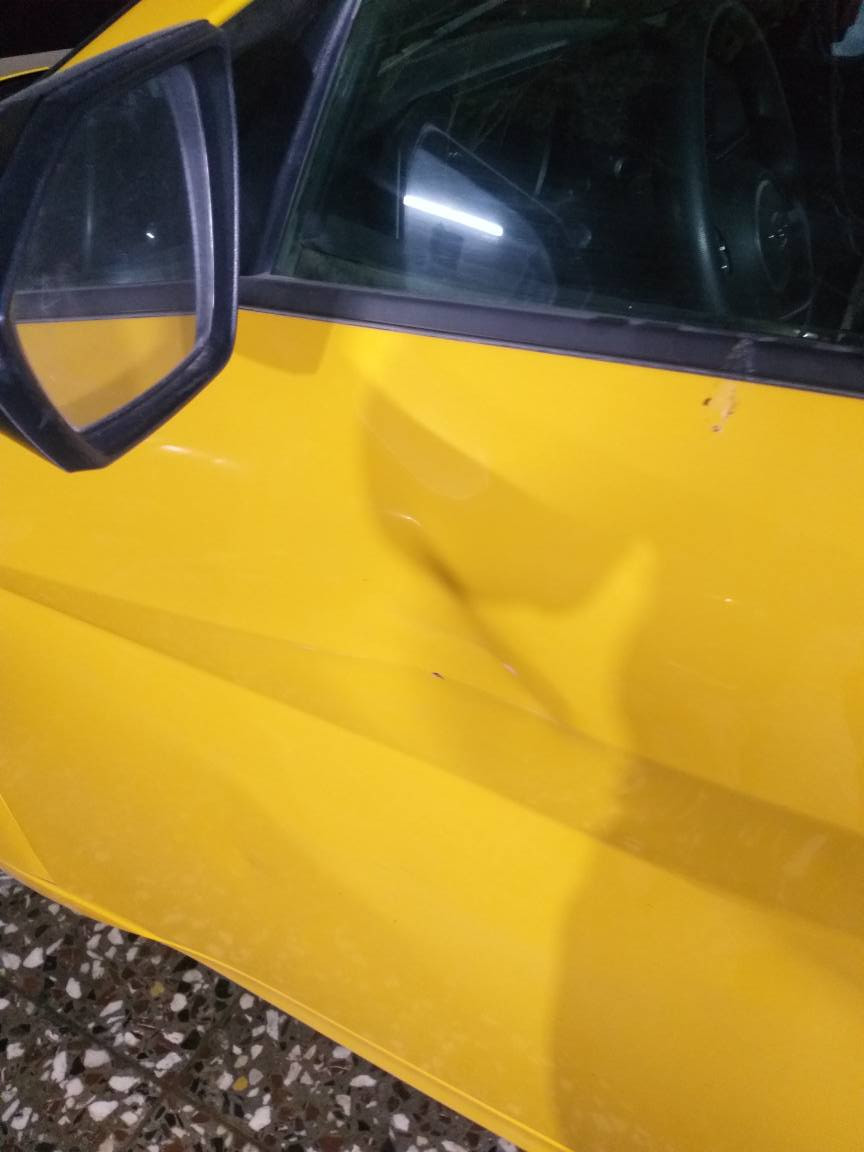 السلام عليكم:النترا ٢٢ للبيع بيهه جاملغ خلفي وطخات بسيطه السعر ١٥٠ رقم بغداد وساكن بالشرطه الرابعه *********** بغداد, العراق
