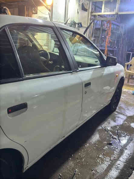 السلام عليكم 

سلام عليكم

سمند 2012 كرستال محدثه 2017

بيهه بارد جاملغ خلفي اربع اصابع

منضومه غاز كامله 

تبريد ثلج حماوه ربع 

سلف جديد البارحه شديته

بيهه كسر بدعاميه الاميه وشباج 

صدر خلفي شوي تعبان 

عليهه غرامه 400الف تنزل من سعر 

سعر 45
*********** بغداد
