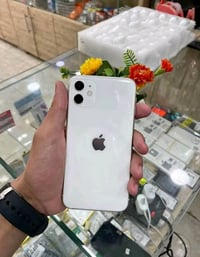 ايفون 11 ١٢٨ • بطارية ٧٧% • خط واحد