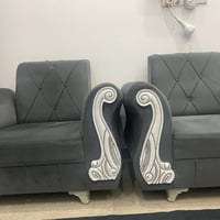 نضيف • ٧مقاعد • بها طبله
