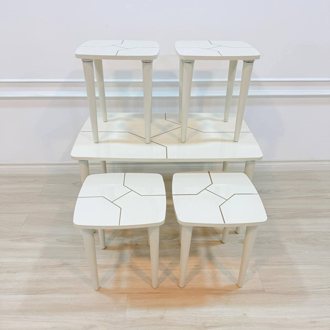 سيت طبلات خشب نوعيه ممتازه وتصميم عصري وحديث لاصحاب الذوق الرفيع والتميز بيتك ويانه 

منشأ تركي 😍🇹🇷 

للحجز والاستفسار يمكنك مراسلتنا على الصفحه الرئيسيه 

توجد خدمه توصيل كافه محافظات العراق 🚛🚛🚛🚛


**إذا كنت صاحب هذا الإعلان وتريد حذفه لأي سبب، رجاءا أرسل رسالة إلى الدعم الفني**